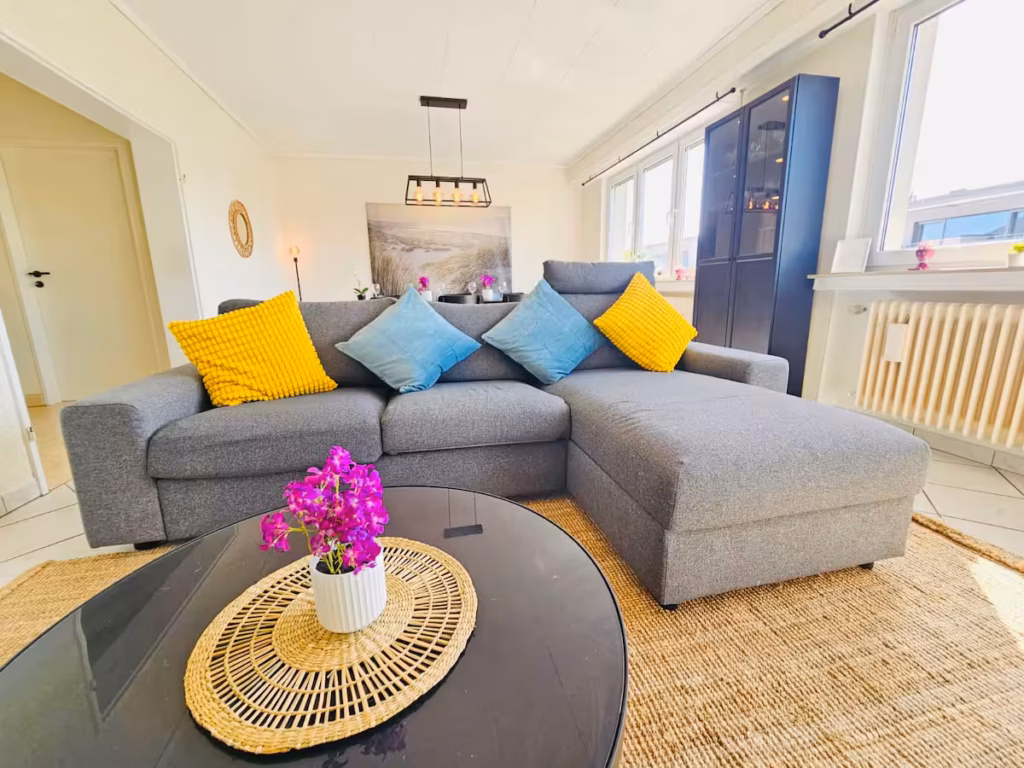 Chic Urban Stay 2BR with parking-BEL4 — photo 2