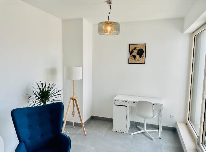 New and luxury 2 bedrooms. Parking place included. 142-96 — photo 4