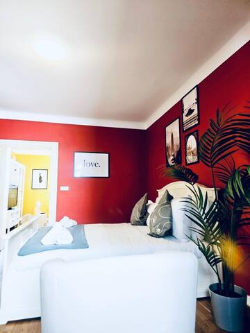 Cozy one bedroom retreat in Luxembourg-Limp17A — photo 5