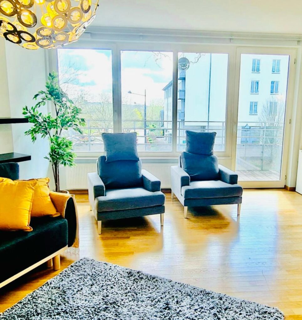 Luxury one bedroom flat with parking&balcony -Cent 2 — photo 2