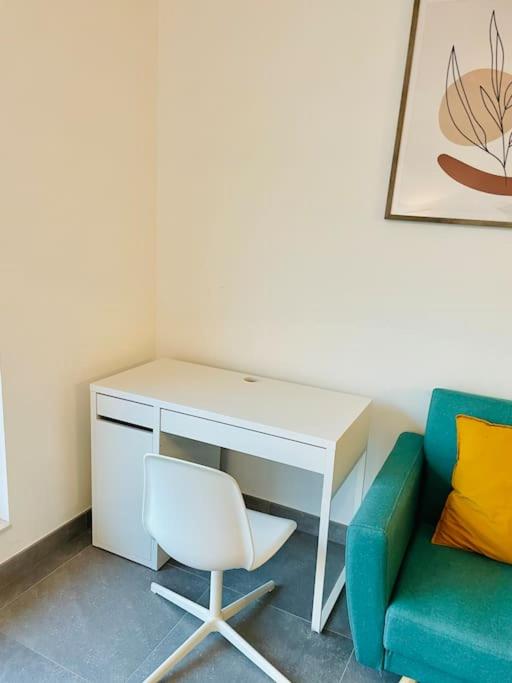 Brand new 2 bedrooms in Center, Terrace and Parking 142-99 — photo 12