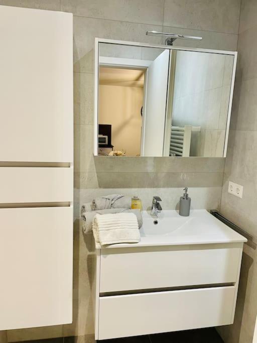 Brand new 2 bedrooms in Center, Terrace and Parking 142-99 — photo 14