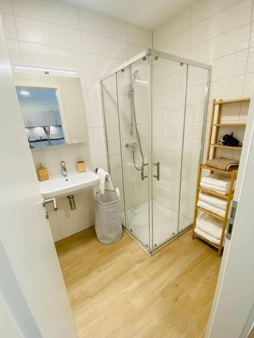 Luxury 2023 Flat in city center. Free Parking – HOL 1 — photo 10