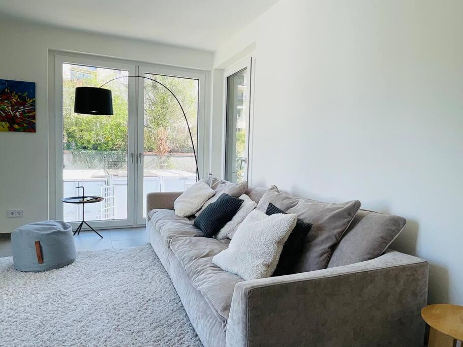 Luxury Green Flat in Center- Parking & Terrace – 105 — photo 4