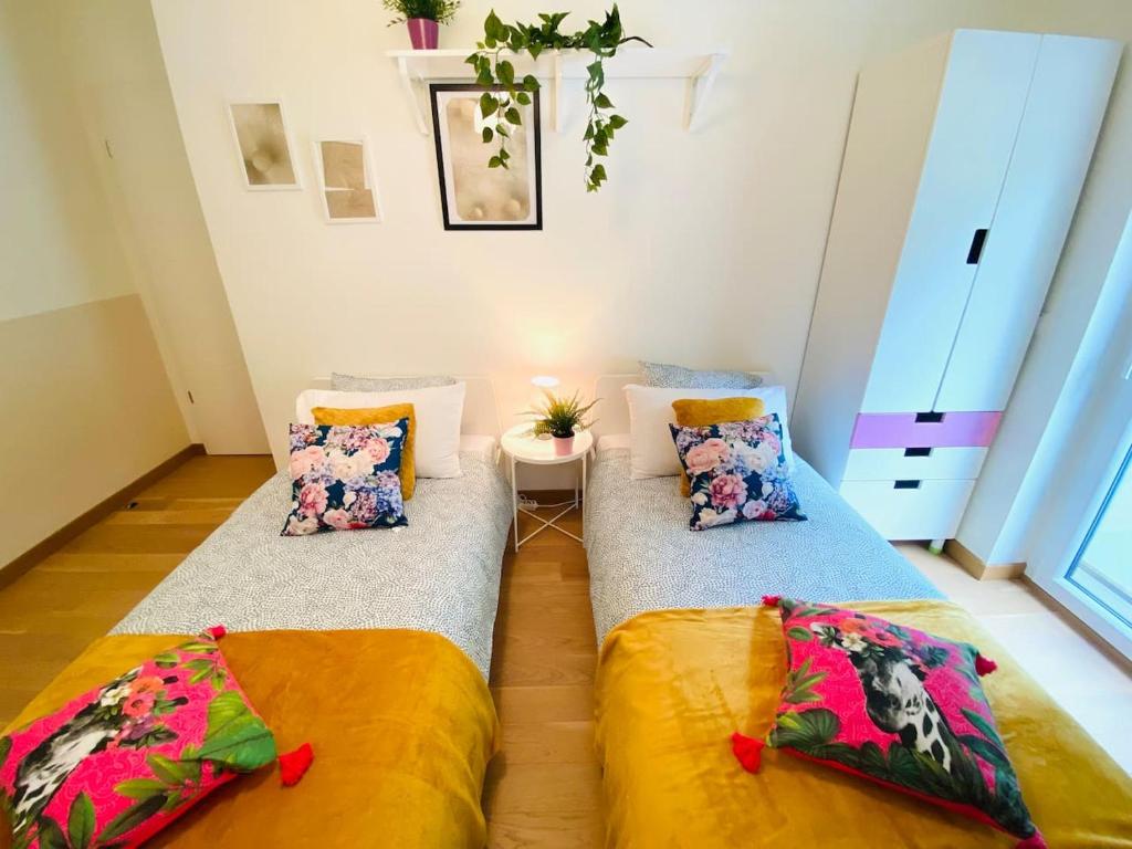 Large 3 bedrooms in Center with Terraces & Parking – ROL1 — photo 18