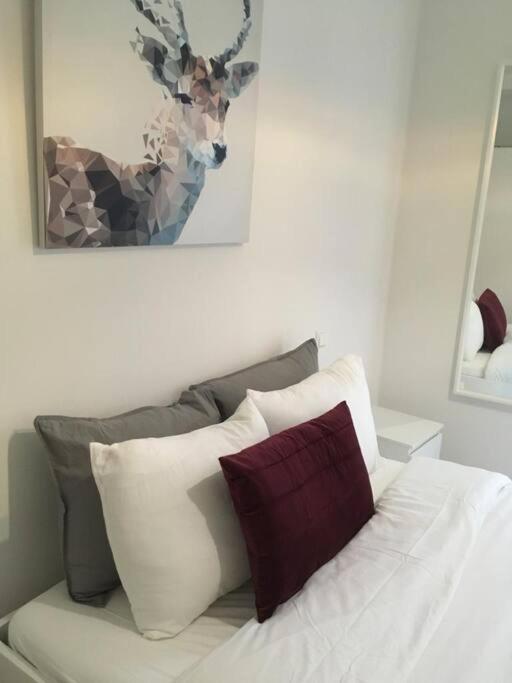 Trendy 2 bedrooms in Center 3b — photo 7