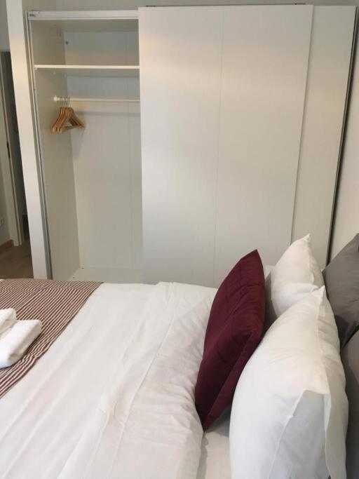 Trendy 2 bedrooms in Center 3b — photo 9