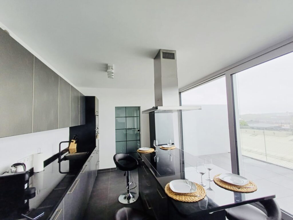 Brand new 2 bedrooms Penthouse in Center, Terrace and Parking 152 — photo 4