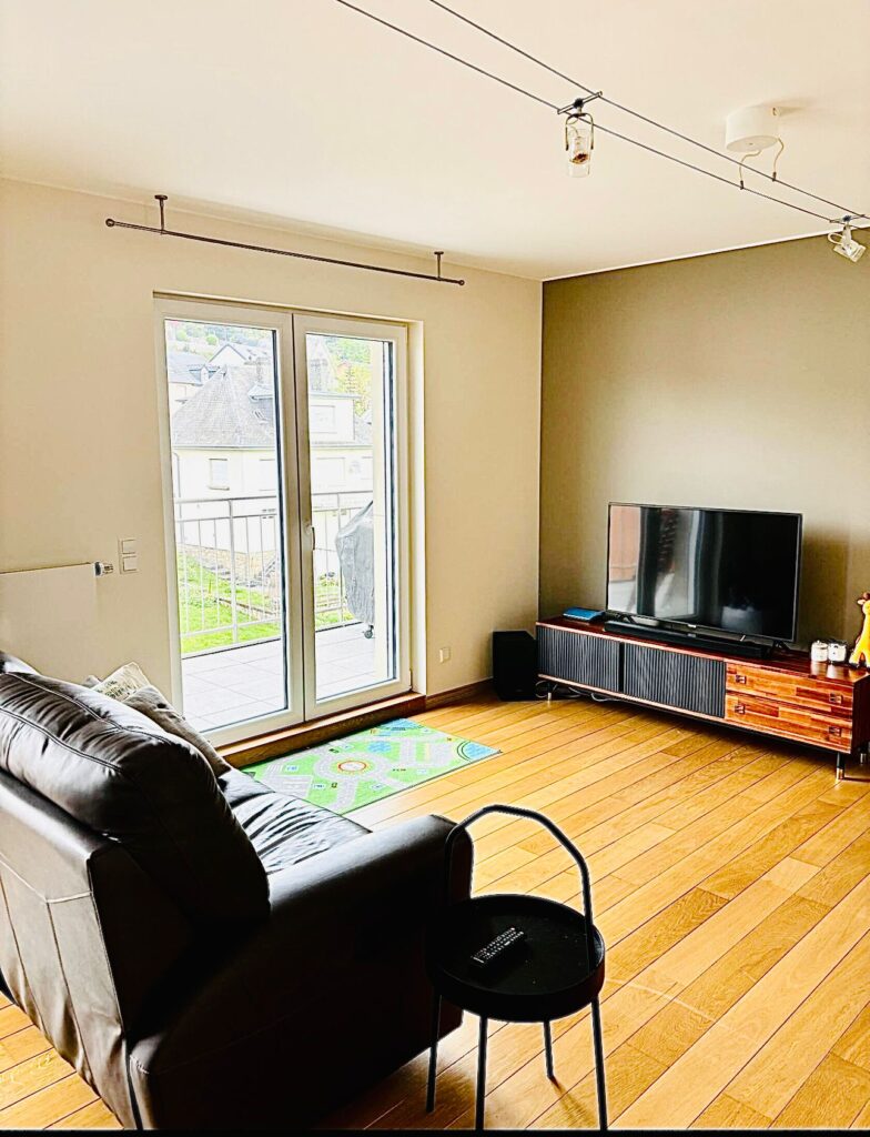 Two bedrooms with parking in Hesperange-Hesp 1 — photo 2