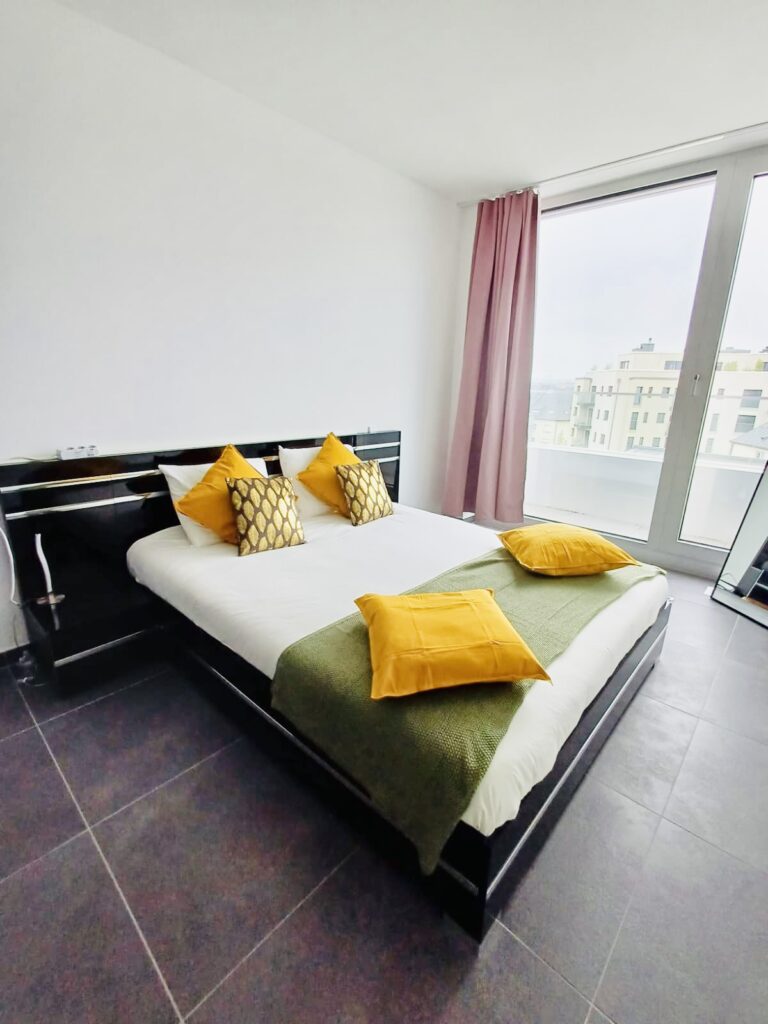 Brand new 2 bedrooms Penthouse in Center, Terrace and Parking 152 — photo 8