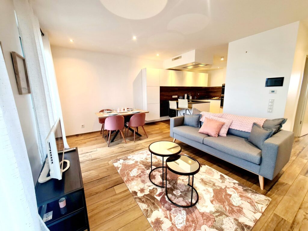 Luxury 2 bedrooms Parking & Terrace- CD5 — photo 2