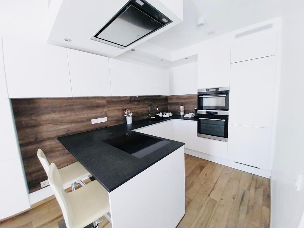 Luxury 2 bedrooms Parking & Terrace- CD5 — photo 12