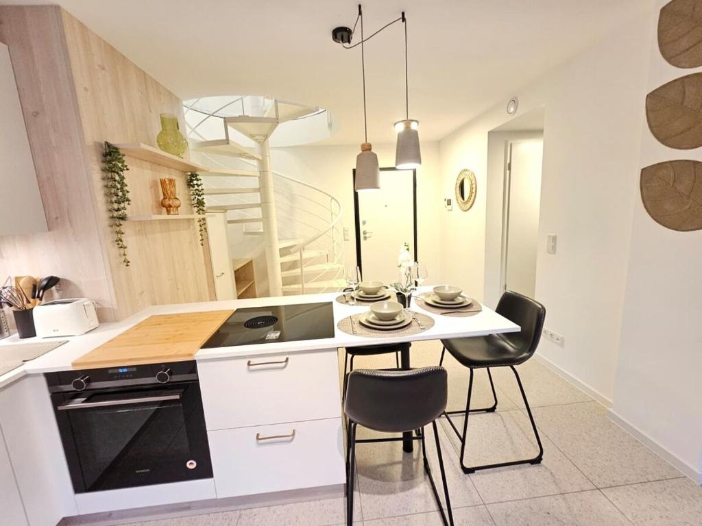 New 2 Bedrooms Flat in City Center-128 — photo 6