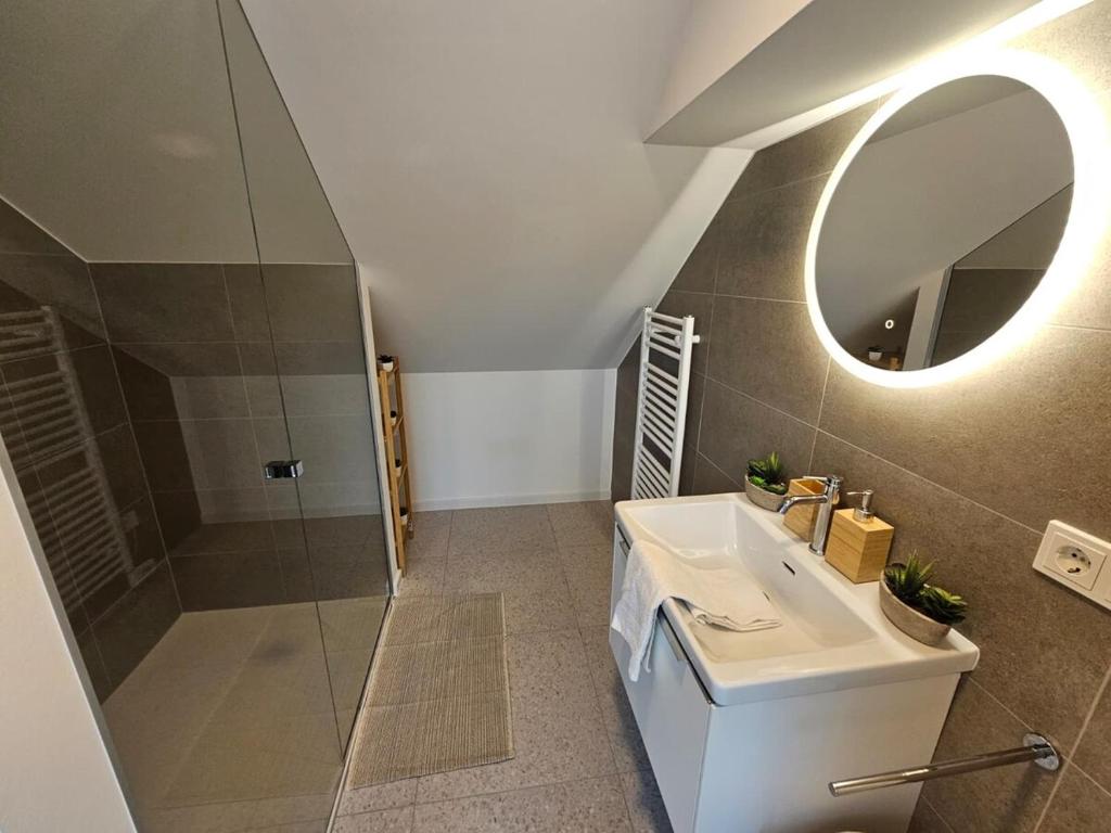 New 2 Bedrooms Flat in City Center-128 — photo 26