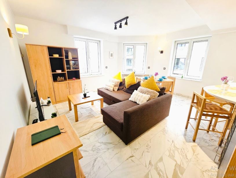 Smart Retreat next to Luxembourg Station-Gar68b — photo 4