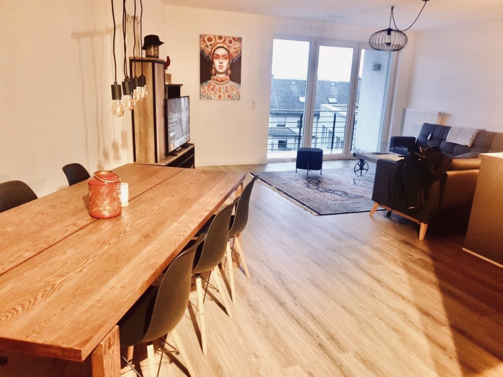 Luxury Flat in City Center, 3 Balconies, Free Parking -217 — photo 3