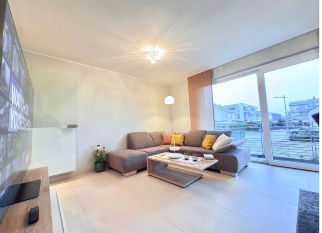 Modern Comfort 2 bedroom Apt w balcony&parking-Mam 1 — photo 4
