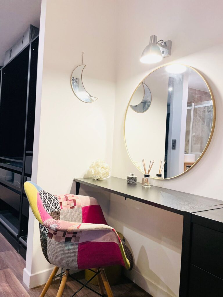 City Lights 2 bedroom with parking-22 — photo 15