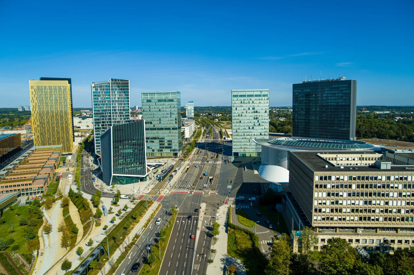 Vue de Luxembourg-Ville avec les bâtiments des institutions européennes sur le plateau de Kirchberg